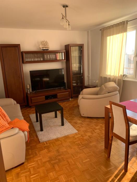 Apartament na Wybickiego