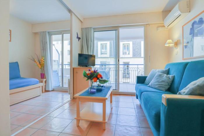 2 pièces plein Centre, Terrasse, Parking