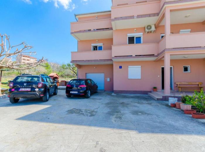 Apartments and Room Ljubica i Branko