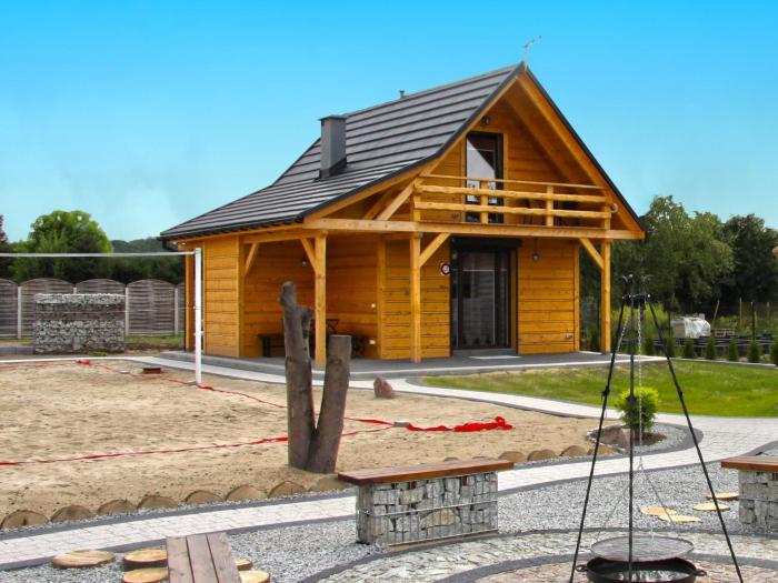 Holiday home with a terrace, close to the lake
