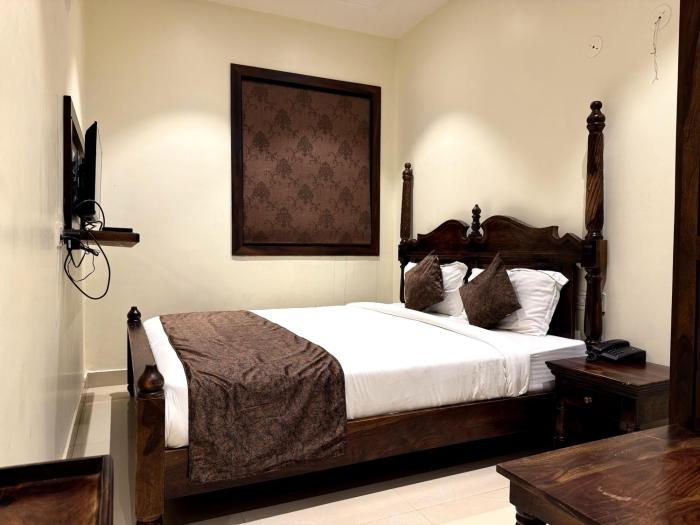 Hotel Khatana Heritage Garden