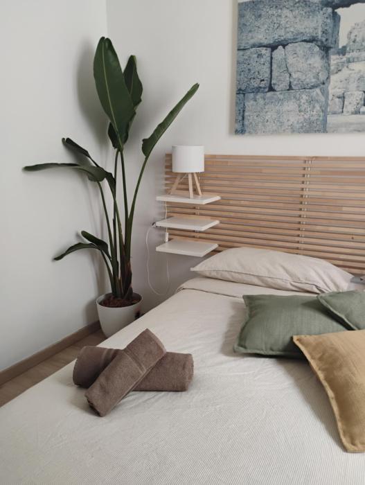 ROUTE 64 MONOPOLI - EAST - Historic Center