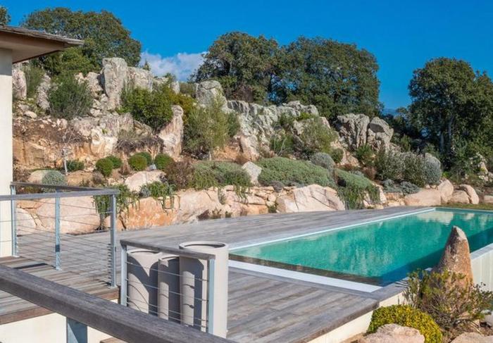 Exclusive holiday home with pool