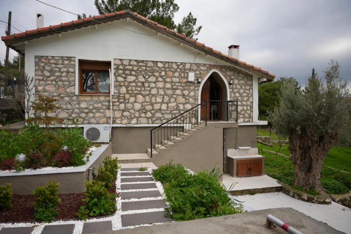 Babutsa Hills Bornova