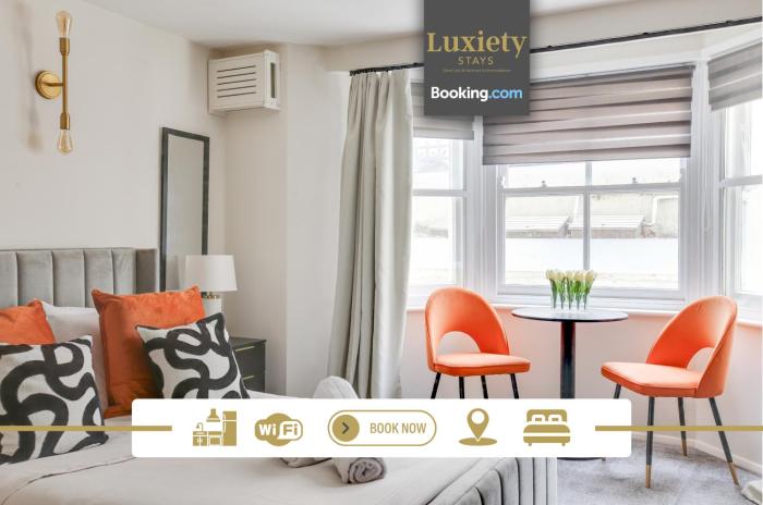 Stylish Studio By Luxiety Stays Short Lets & Serviced Accommodation Southend on sea With Smart TV, Netflix, Nr High Street