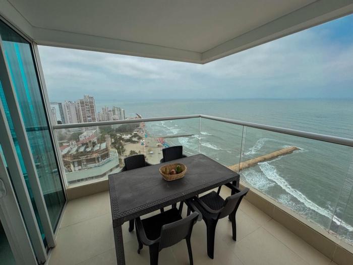 Luxury Ocean View Palmetto Beach Floor 24 2BR