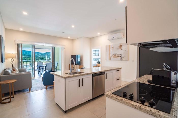 Luxury Villa Marina View 2-Bd 402