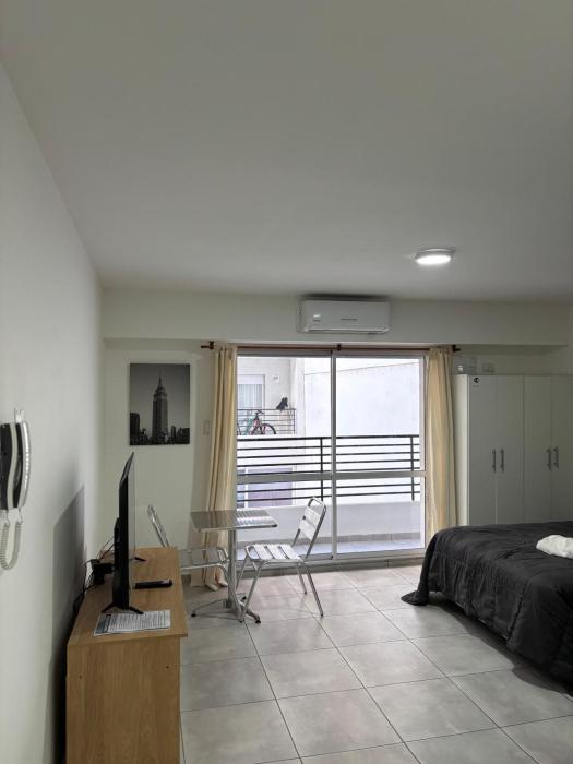 Cómodo - Monoambiente - Opción cochera!