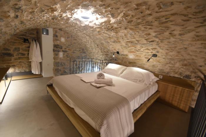 Armathia Accommodation