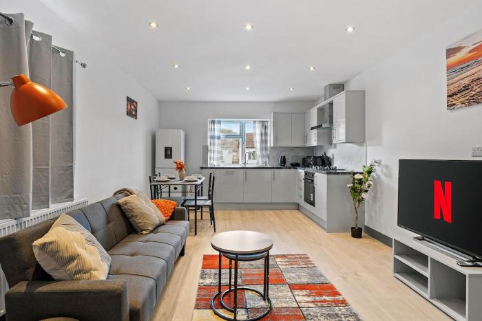 Stylish 3 bedroom in Croydon, fast links to Central London