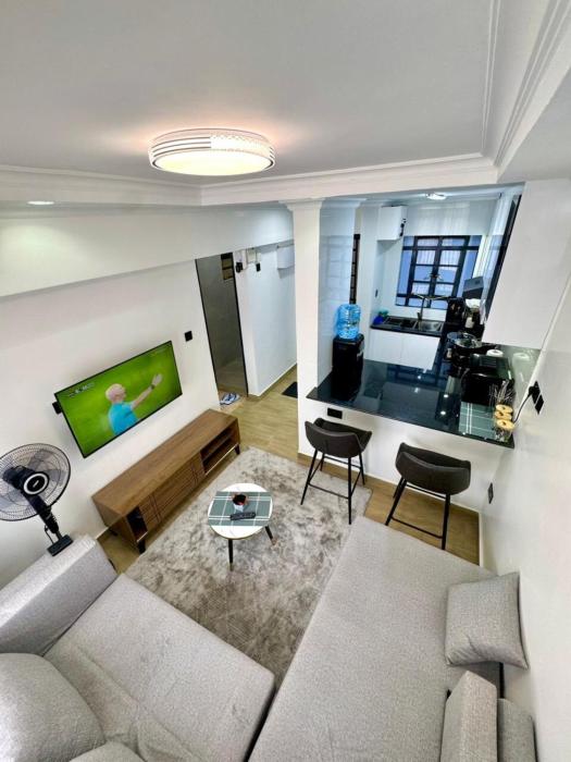 The One Bedroom Crown Jewel at Makasembo