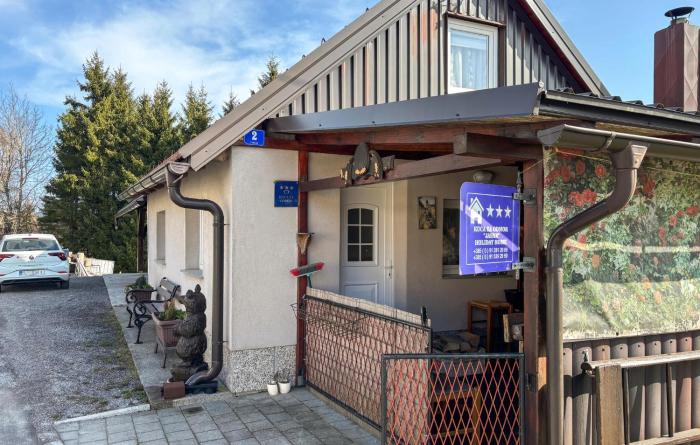 1 Bedroom Gorgeous Home In Crni Lug