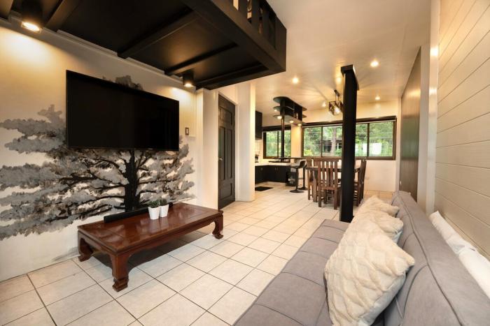 3BR The South Drive Loft 301