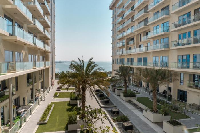 Sea View Modern 2BHK Apartment with Balcony