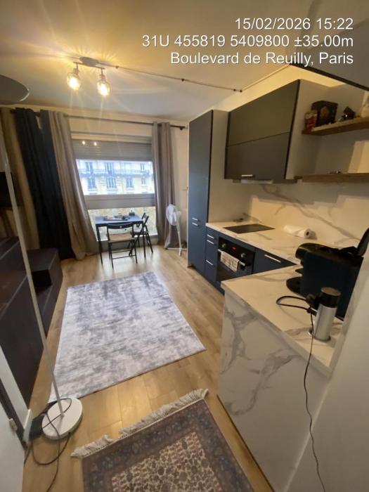 Charming studio in Paris 12th arrondissement