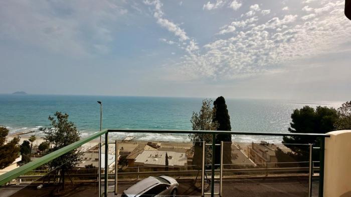 Casa Serre Fronte Mare