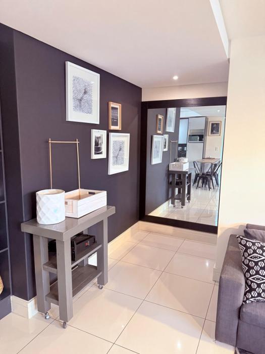 Finagaello 3 bedrooms-Self catering at 77 on Independence