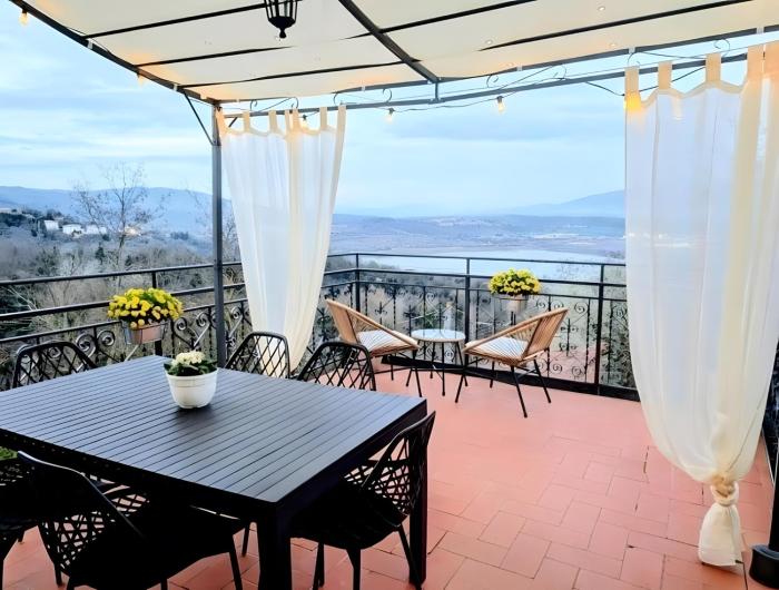 La Terrazza sul Lago a Cavriglia