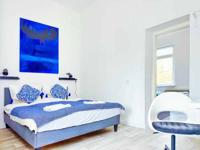 2-Z Apartment N4 für 5 Pers, 3 EZ und 1DB Top Lage, Nähe HBF, Messe DUS