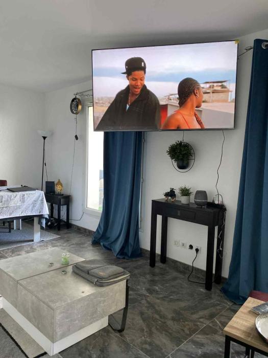 Chambre dans Bel et Spacieux appartement complétement refait à neuf