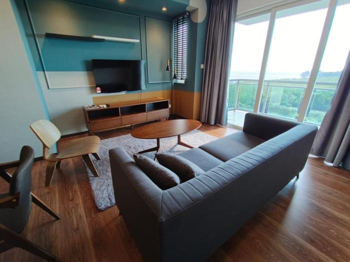 Miki Santubong and Damai Apartment
