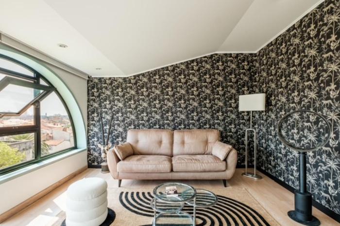 Bright apartment with panoramic views