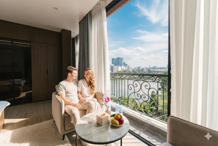 Chic & Stylist Studio Lakeview