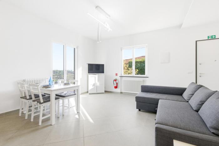 Hostdomus - Sunrise Platinum Sea View - Finale Ligure
