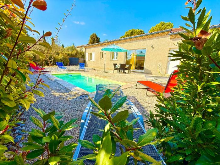 Villa Santa - Piscine - Wifi - Proche Ventoux - idéal Cyclistes