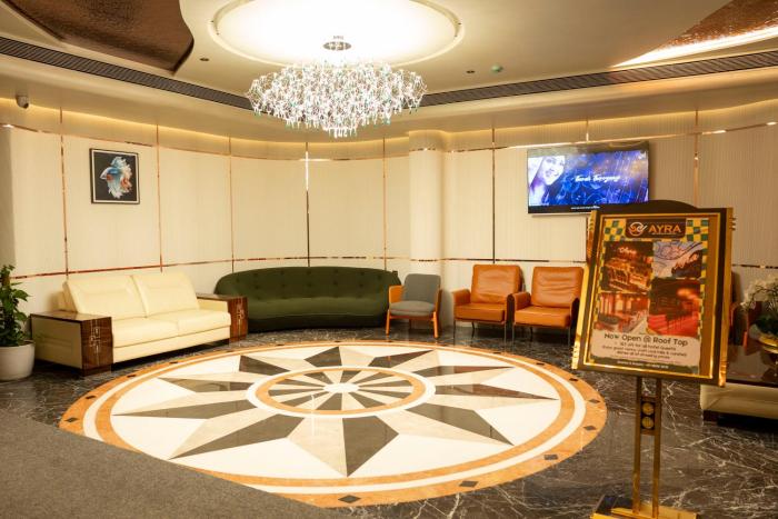 Hotel Golden Amulya Rest Wings Near International Airport