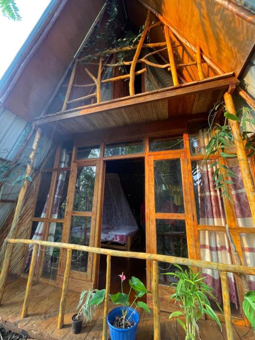 Ella Rock Lodge