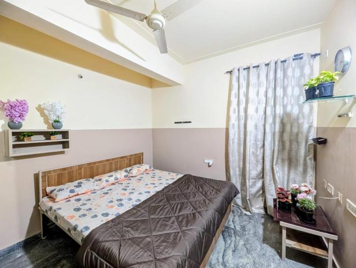 3 Bedroom AC and Non AC Homestay ELite
