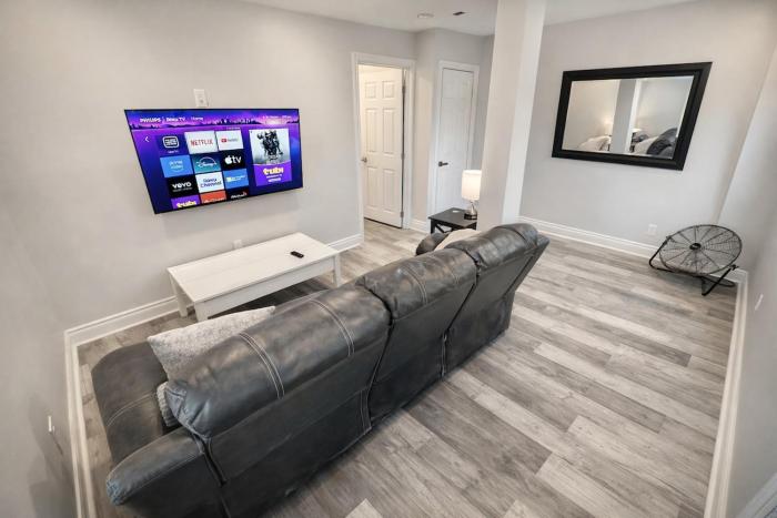 Secluded Hamilton 2BR with 4 Beds, Sleeps 6
