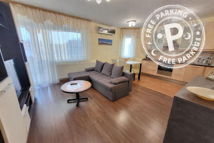 Soluna- Sunny Downtown Apartment