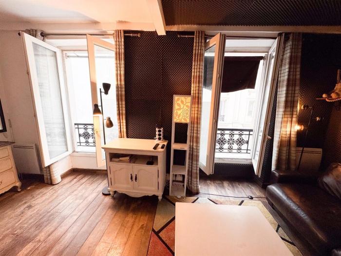 5 Cozy Studio in Châtelet near Pompidou & Metro