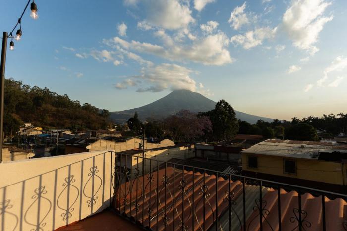 Central Loft with Terrace & Volcano View in Antigua