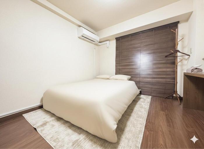 Westside Shinjuku-Gyoen 203