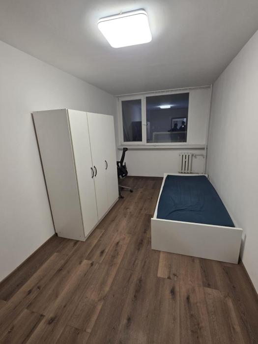 5 seperate room shared apartment near City center Skytowe