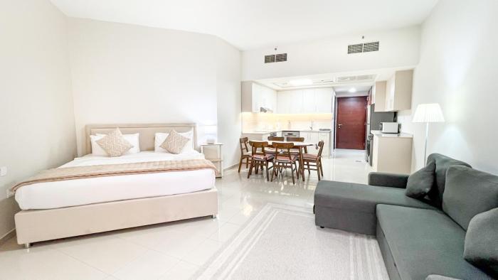 Modern Studio Apartment in Bab Al Bahar