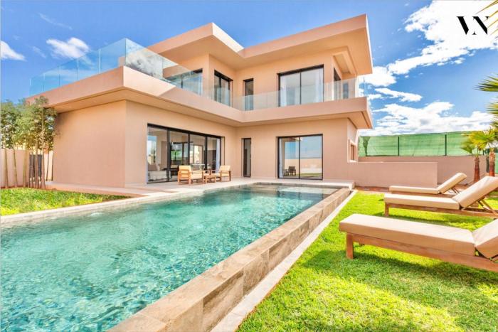 Villa Najiane sans vis-à-vis et piscine chauffée