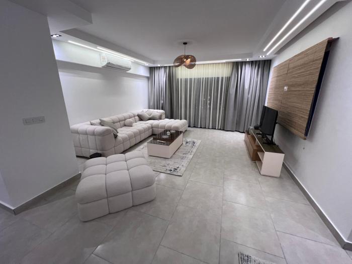 Marassi chalet view pool