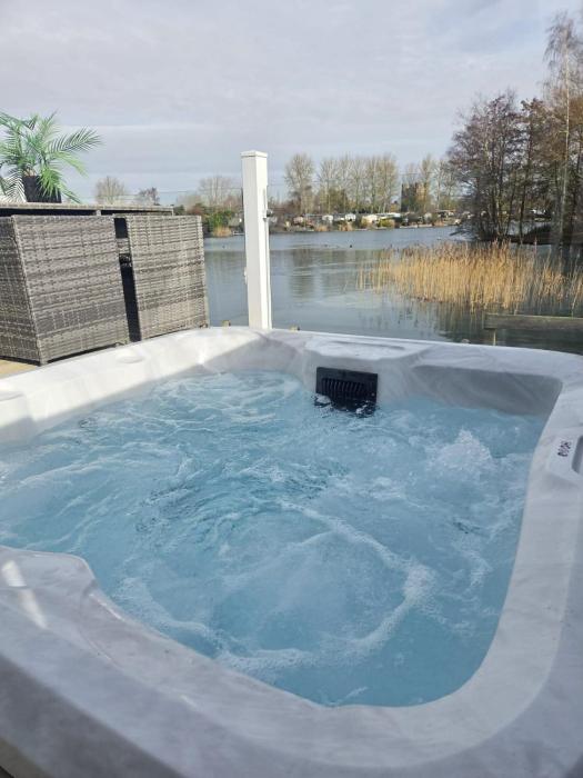 Off The Hook - 13 Cedar Way