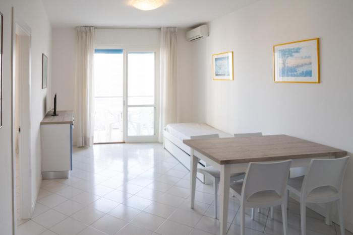 Appartamento Vista Mare con Piscina Lignano Sabbiadoro MV8