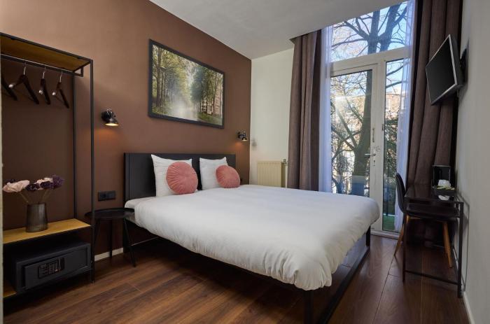 Quentin Museum Square Hotel