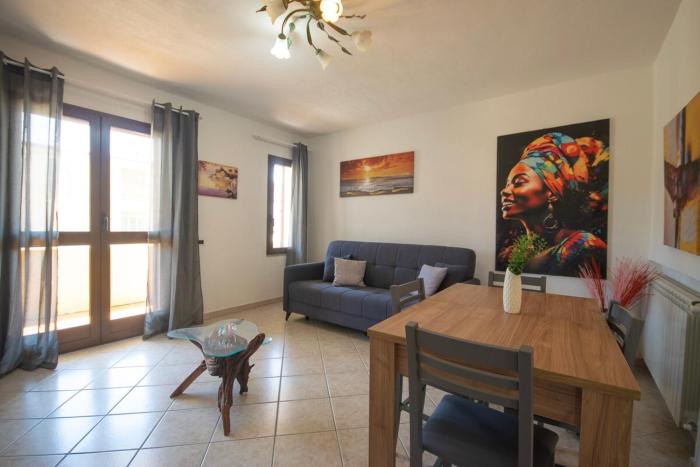 Porto & Spiaggia, Ampio appartamento a La Caletta