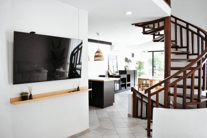 Family villa 3 min from the sea