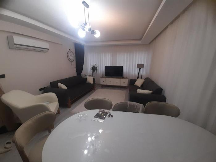 4 Bedrooms, Accommodates up to 8 people, 2 Bathrooms