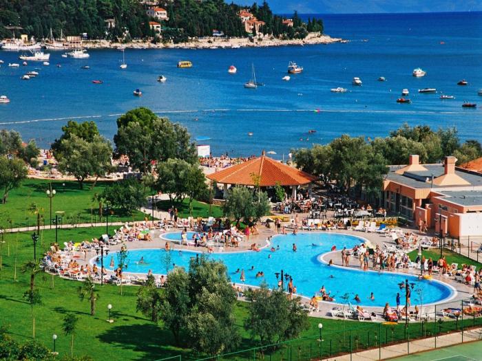 Mobile home in Rabac with shared pool