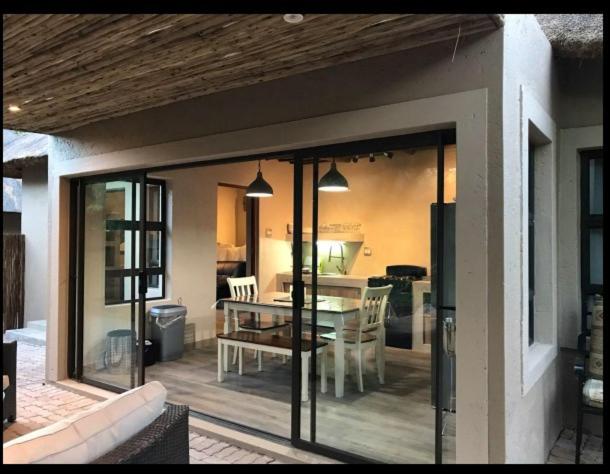 Mabalingwe Nature Reserve - Elephant Echo Lodge 259