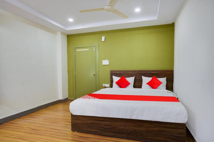 Hotel O Home Hotel R Square Nacharam